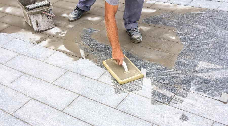 Expert Emergency Roof Repairs services in Jamestown, ND